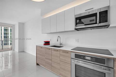 1300 Brickell Bay Dr 2005, Miami FL - photo 14 of 43