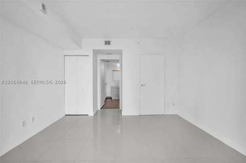 1300 Brickell Bay Dr 2005, Miami FL - photo 21 of 43