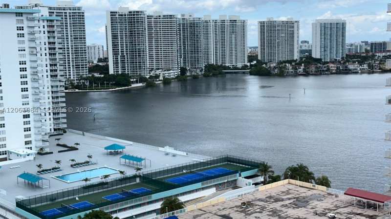 2 bedroom Condominium at 250 174th St 1808, Winston Towers 100 Ccondo, Sunny Isles Beach — photo 1