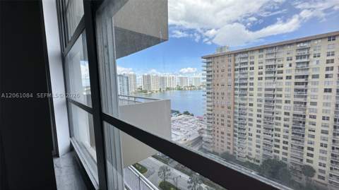 250 174th St 1808, Sunny Isles Beach FL - photo 16 of 50
