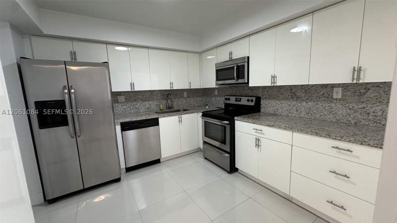 2 bedroom Condominium at 250 174th St 1808, Winston Towers 100 Ccondo, Sunny Isles Beach — photo 3
