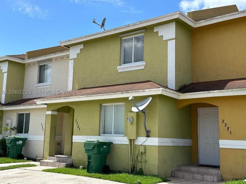 3 bedroom Townhouse at 2283 NW 136th Ter, Superior Gardens, Opa Locka — photo 3