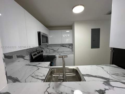 2283 NW 136th Ter, Opa Locka FL - photo 7 of 24