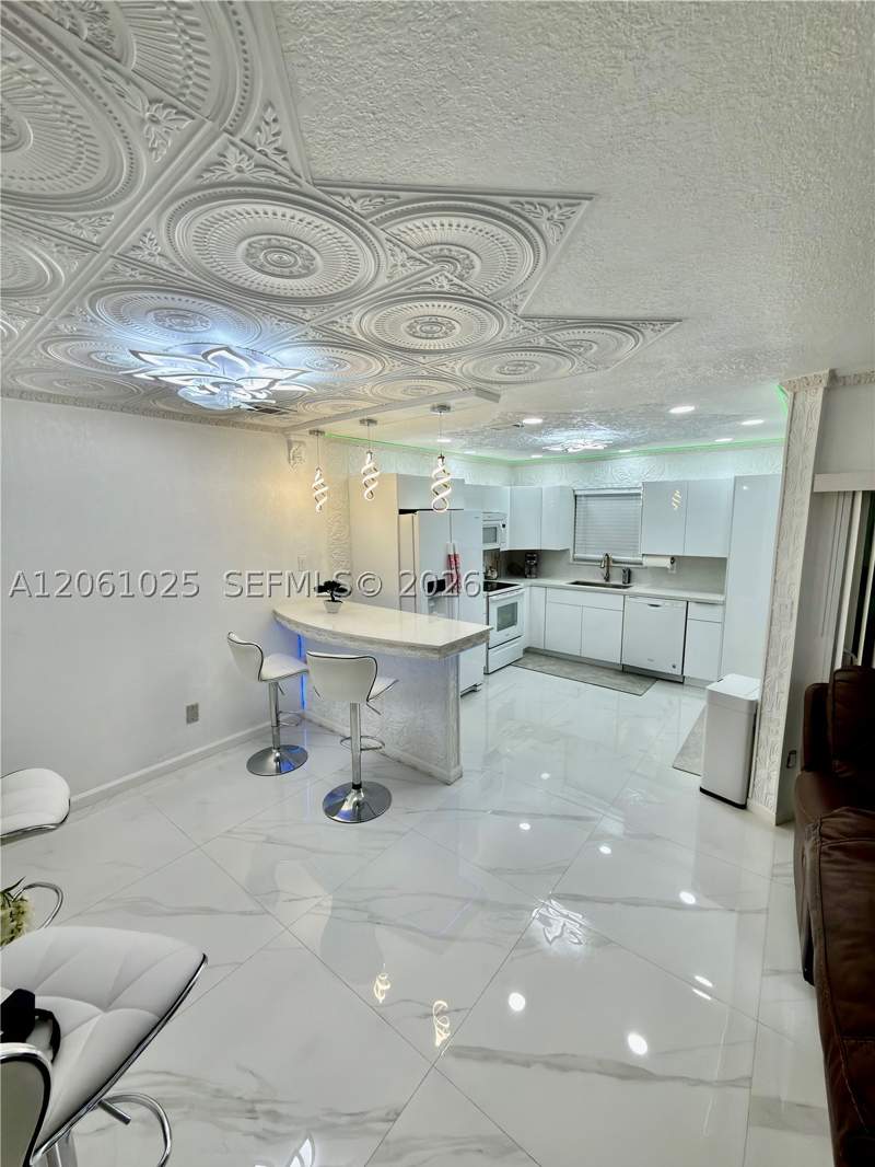 3 bedroom Townhouse at 8408 SW 208th Ter, Saga Bay Townhomes, Cutler Bay — photo 5