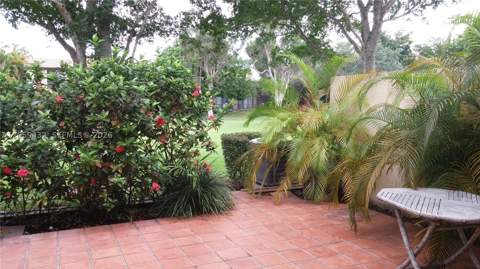3917 Adra Ave E-46A, Doral FL - photo 18 of 20