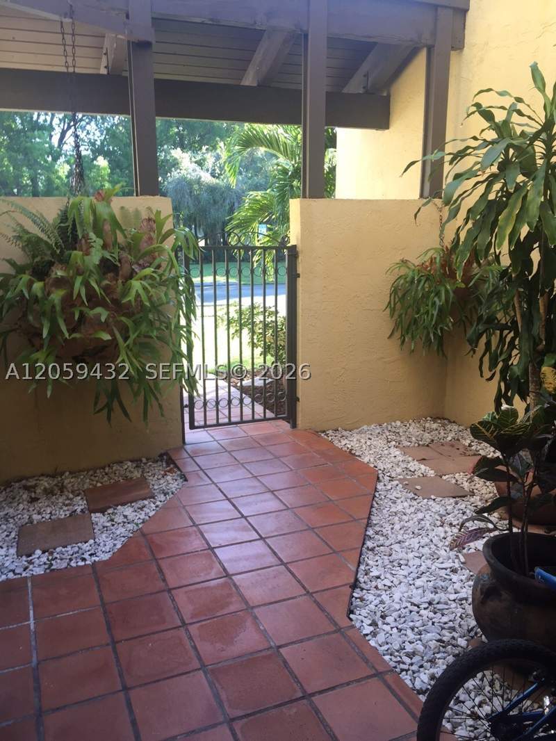4 bedroom Townhouse at 3917 Adra Ave E-46A, Costa Del Sol Condo J, Doral — photo 4
