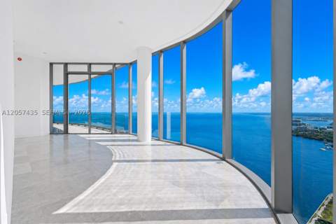 175 SE 25th St Ph4302, Miami FL - photo 16 of 45