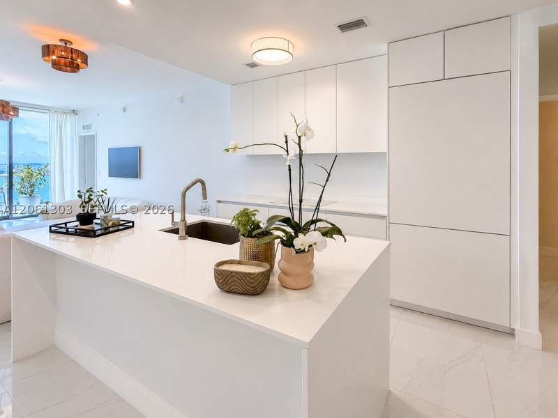 1 bedroom Condominium at 700 NE 24th St 3004, Aria Reserve Condo, Miami — photo 4