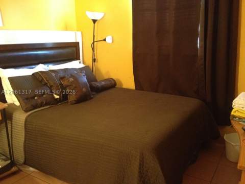 1801 S Treasure Dr 115, North Bay Village FL - photo 17 of 30
