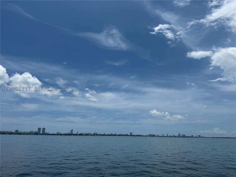 2 bedroom Condominium at 1801 S Treasure Dr 115, North Bay Villas Condo, North Bay Village — photo 4