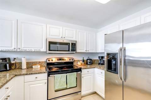 11403 NW 89th St 217, Doral FL - photo 13 of 44