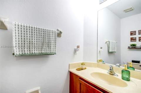 11403 NW 89th St 217, Doral FL - photo 21 of 44