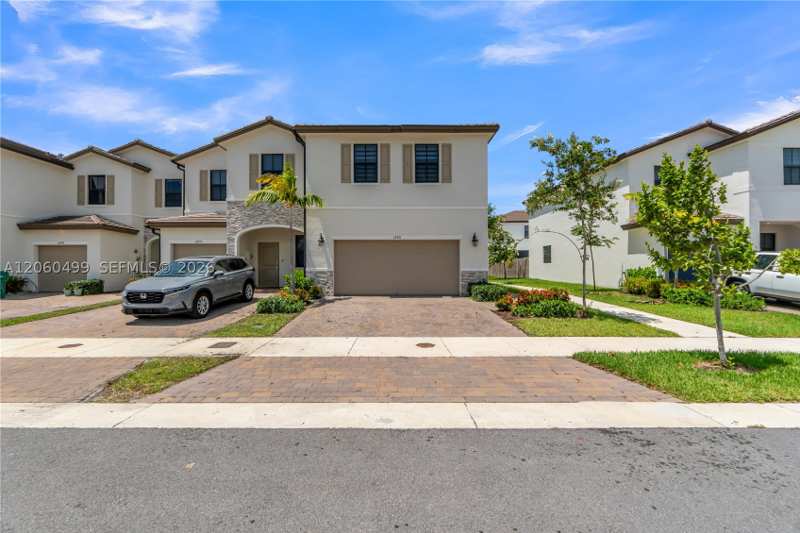 3 bedroom Townhouse at 12911 SW 231st Ter, Kendall Assemblage North, Miami — photo 1