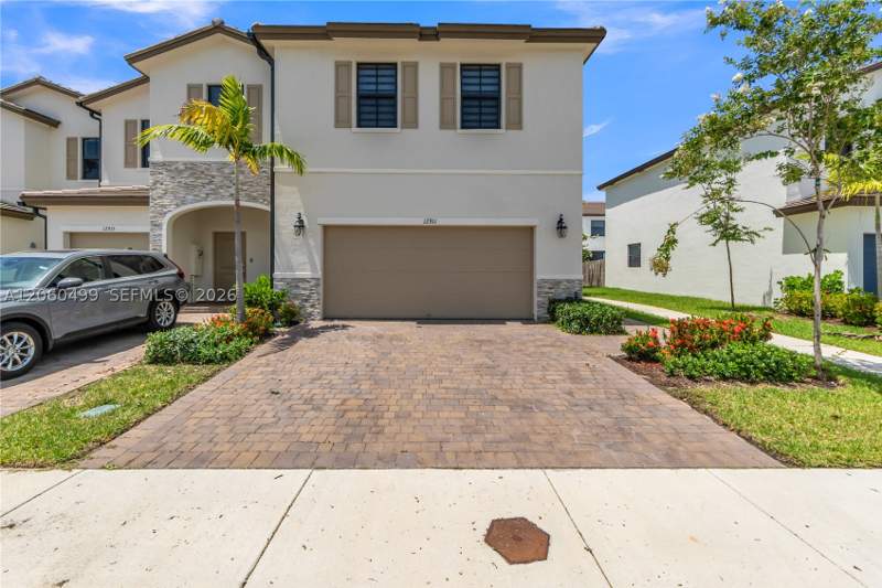 3 bedroom Townhouse at 12911 SW 231st Ter, Kendall Assemblage North, Miami — photo 2