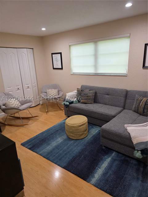 15331 Durnford Dr, Miami Lakes FL - photo 12 of 13