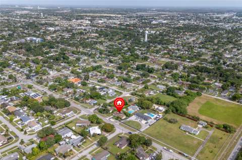 822 NW 15th St, Homestead FL - photo 9 of 9