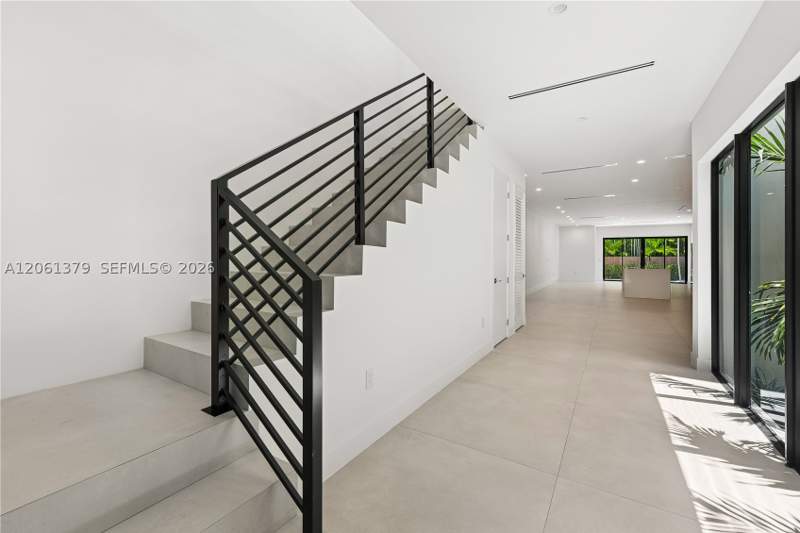 4 bedroom Townhouse at 3352 SW 28th Ter, Pomelo Park, Miami — photo 4