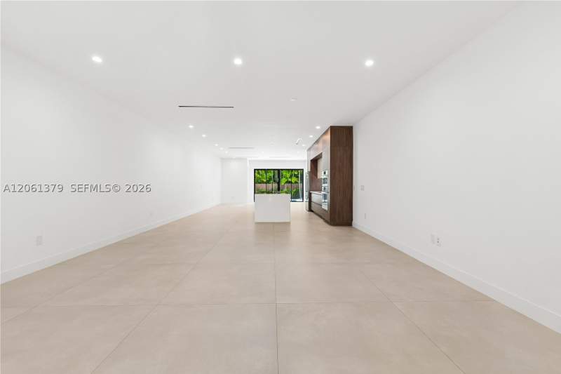 4 bedroom Townhouse at 3352 SW 28th Ter, Pomelo Park, Miami — photo 5
