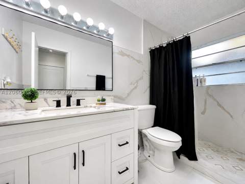 19727 SW 118th Pl, Miami FL - photo 6 of 18