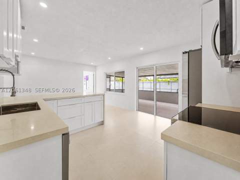 16100 NW 28th Ct, Miami Gardens FL - photo 22 of 47