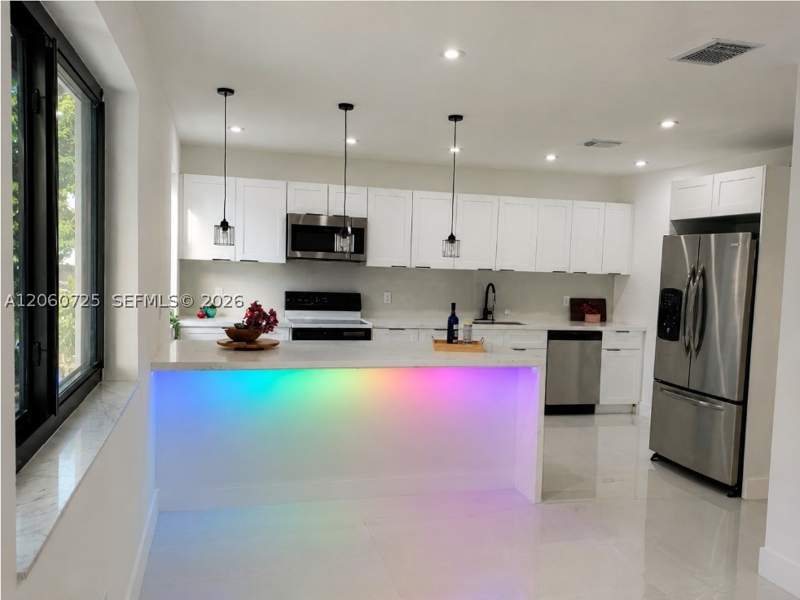 4 bedroom SingleFamilyResidence at 1480 NE 157th St, Myra Dells Sub, North Miami Beach — photo 5
