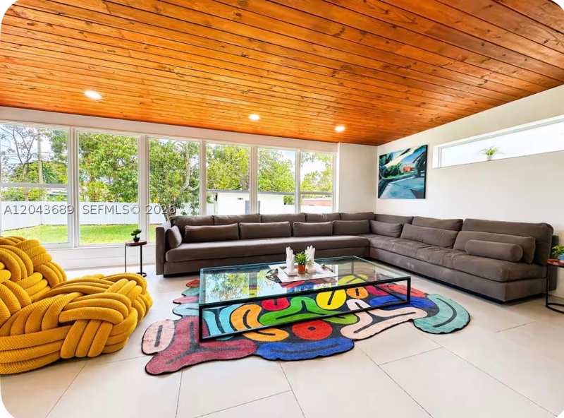 4 bedroom SingleFamilyResidence at 134 NE 117 st, La Paloma, Miami — photo 1