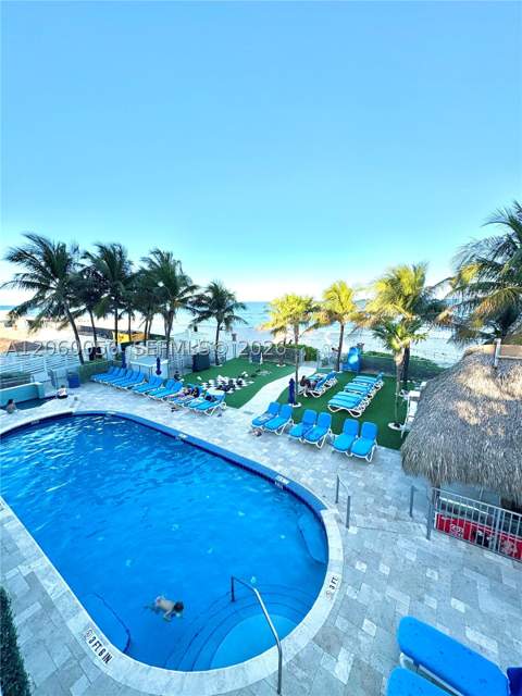 18683 Collins Ave 2006, Sunny Isles Beach FL - photo 20 of 27