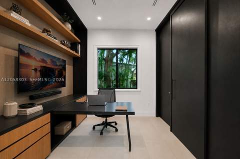 3630 Avocado Ave, Miami FL - photo 13 of 43
