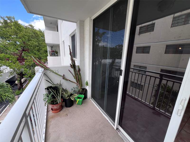 1 bedroom Condominium at 1665 Bay Rd 416, West Bay Gardens Condo, Miami Beach — photo 3