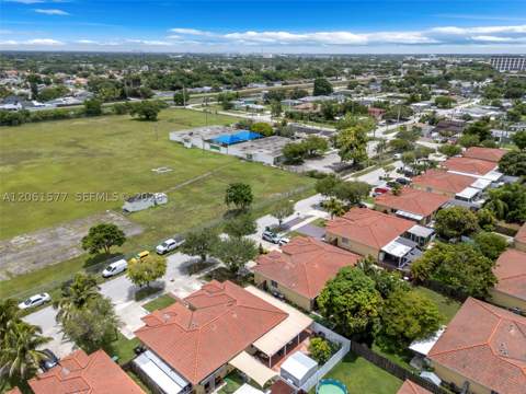12260 SW 214th St 2, Miami FL - photo 10 of 36