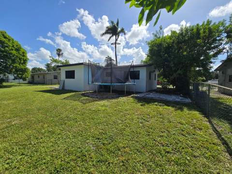 20520 NW 26TH Court, Miami Gardens FL - photo 17 of 46