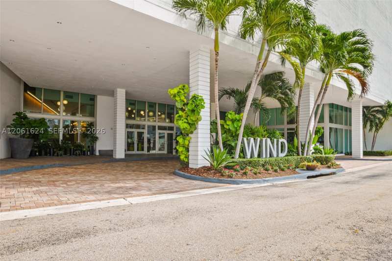 2 bedroom Condominium at 350 S Miami Ave 1805, Wind Condo, Miami — photo 1