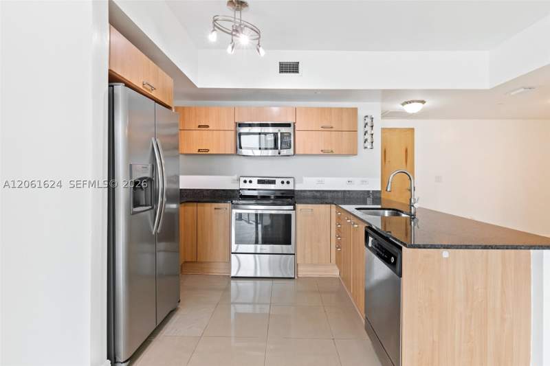 2 bedroom Condominium at 350 S Miami Ave 1805, Wind Condo, Miami — photo 4