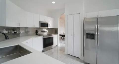 11022 NW 48th Ln, Doral FL - photo 14 of 39