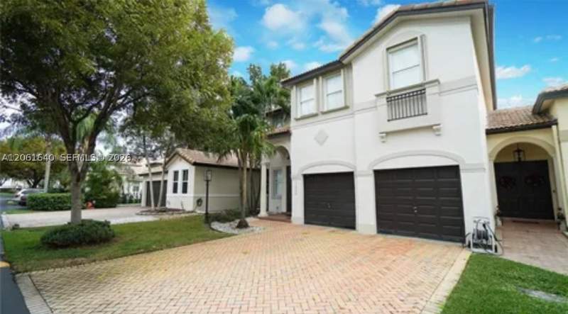 4 bedroom Townhouse at 11022 NW 48th Ln, Savannah At Doral, Doral — photo 4