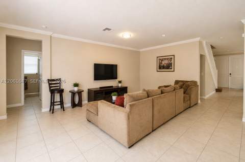 4190 NE 20th St, Homestead FL - photo 6 of 27