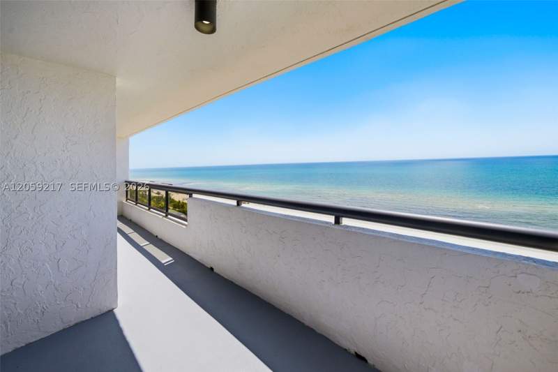 2 bedroom Condominium at 2555 Collins Ave 1511, Club Atlantis Condo, Miami Beach — photo 3