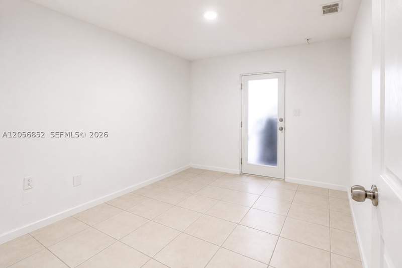 3 bedroom SingleFamilyResidence at 26230 SW 135th Ave, Naranja Gardens, Homestead — photo 5