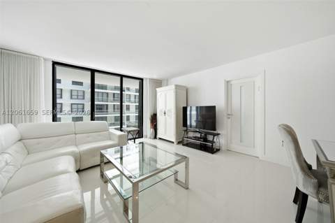 9801 Collins Ave 10V, Bal Harbour FL - photo 13 of 43