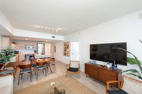 16385 Biscayne Blvd 2904, North Miami Beach FL - photo 6 of 32