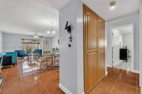 14382 SW 97th Ter, Miami FL - photo 18 of 48