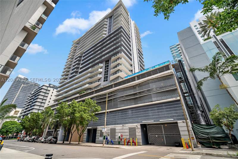 3 bedroom Condominium at 1010 SW 2nd Ave 2201, Brickell Ten Condo, Miami — photo 4