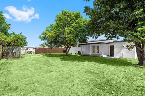 4011 NW 171st St, Miami Gardens FL - photo 11 of 37