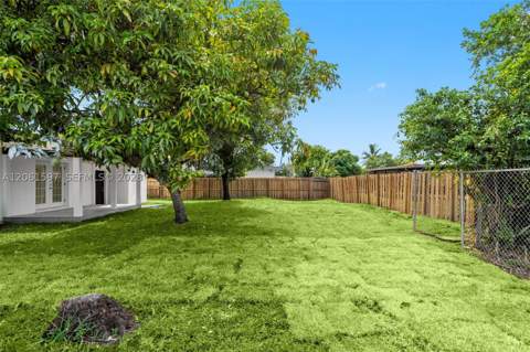 4011 NW 171st St, Miami Gardens FL - photo 15 of 37