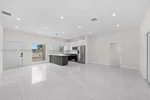 4011 NW 171st St, Miami Gardens FL - photo 22 of 37