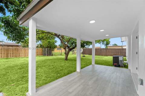 4011 NW 171st St, Miami Gardens FL - photo 9 of 37
