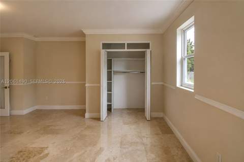 8601 SW 174th St, Palmetto Bay FL - photo 24 of 40