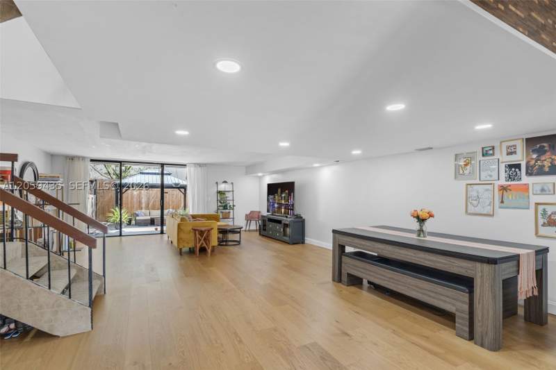 3 bedroom SingleFamilyResidence at 683 NE 206th Ter, Townhouses Of The Calif C, Miami — photo 5
