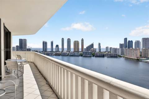 3000 Island Blvd 2506, Aventura FL - photo 10 of 62