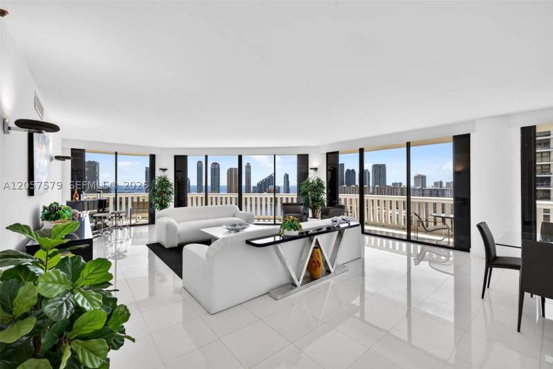 2 bedroom Condominium at 3000 Island Blvd 2506, 3000 Isl Blvd Williams Is, Aventura — photo 2